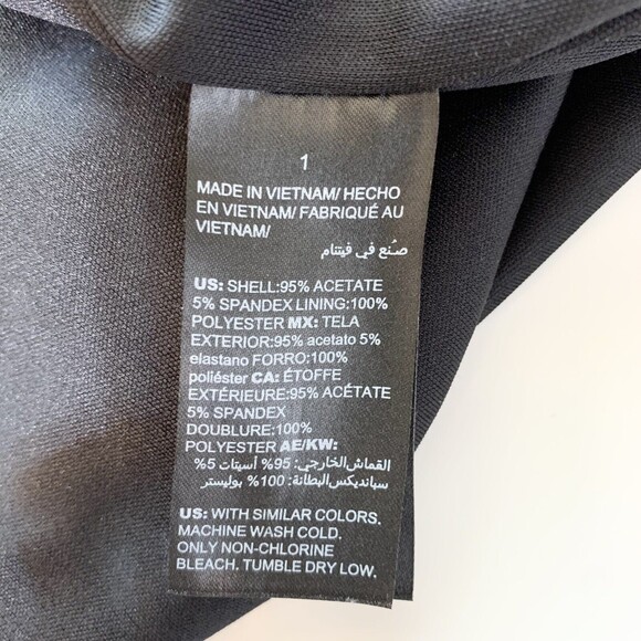 Chico’s Travelers Dress Size 1 Short Sleeve Black Circle Hi Low Hem Size M/8 - Picture 8 of 12